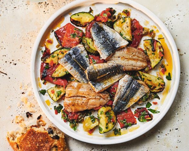 Grilled sardines with courgette and red pepper salsa