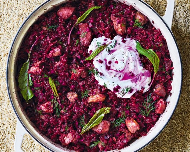 One-pot beetroot chicken rice