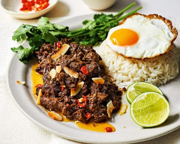 Caramelised coconut beef