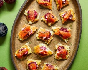 Smoked trout with potato rösti and beetroot cream