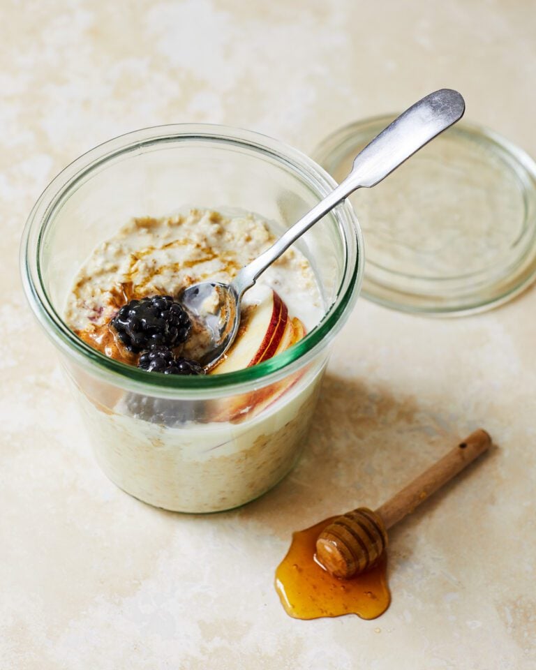 Base overnight oats recipe (ratio), with flavour ideas