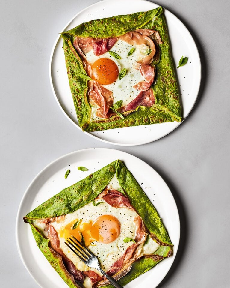 Spinach florentine pancakes