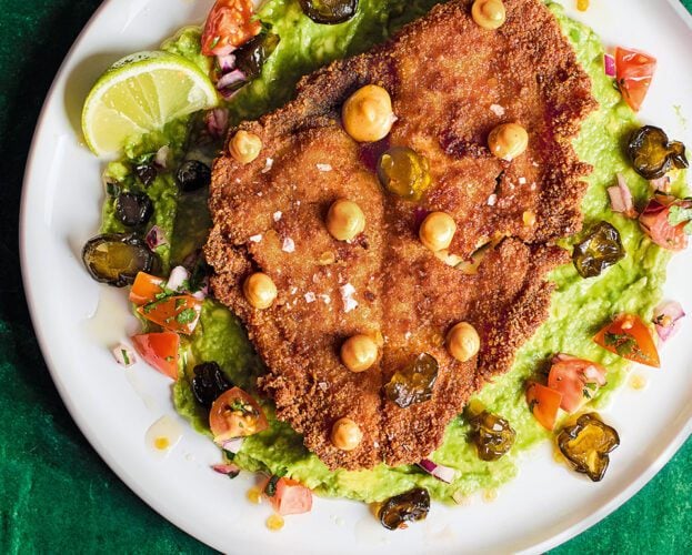 Fish schnitzel with chipotle mayonnaise, pico de gallo and candied jalapeños