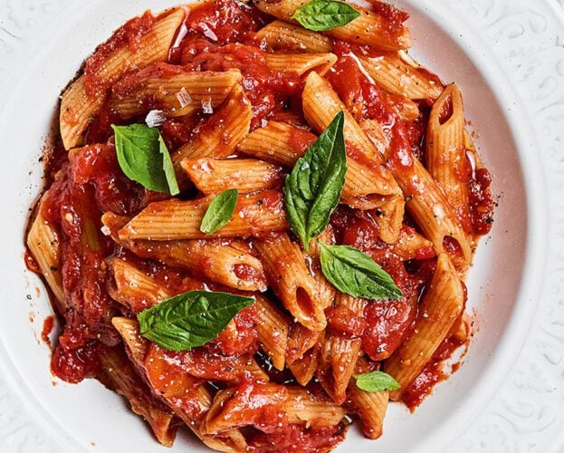 Toasted pasta with smoky tomato sauce