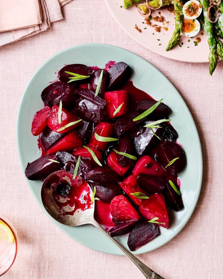 Coffee-baked beetroot with berry glaze