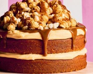 Toffee popcorn fudge cake