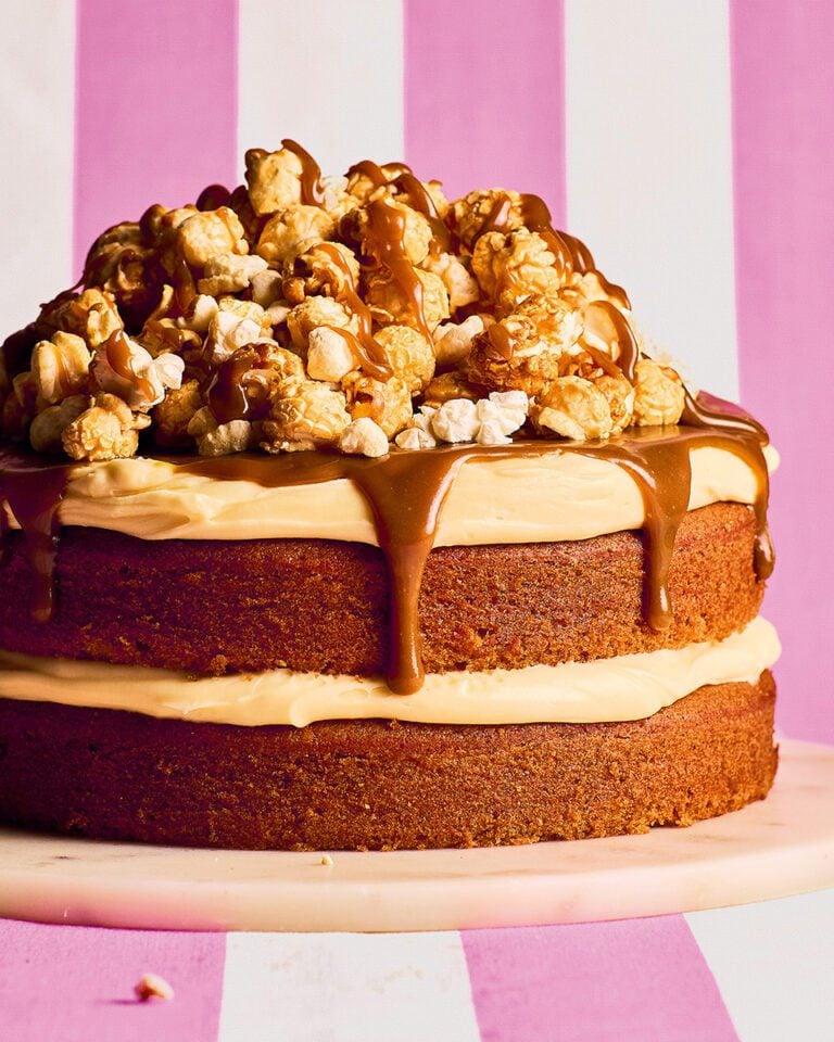 Toffee popcorn fudge cake