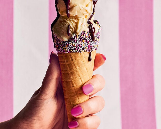 Popcorn ice cream with chocolate cracking sauce