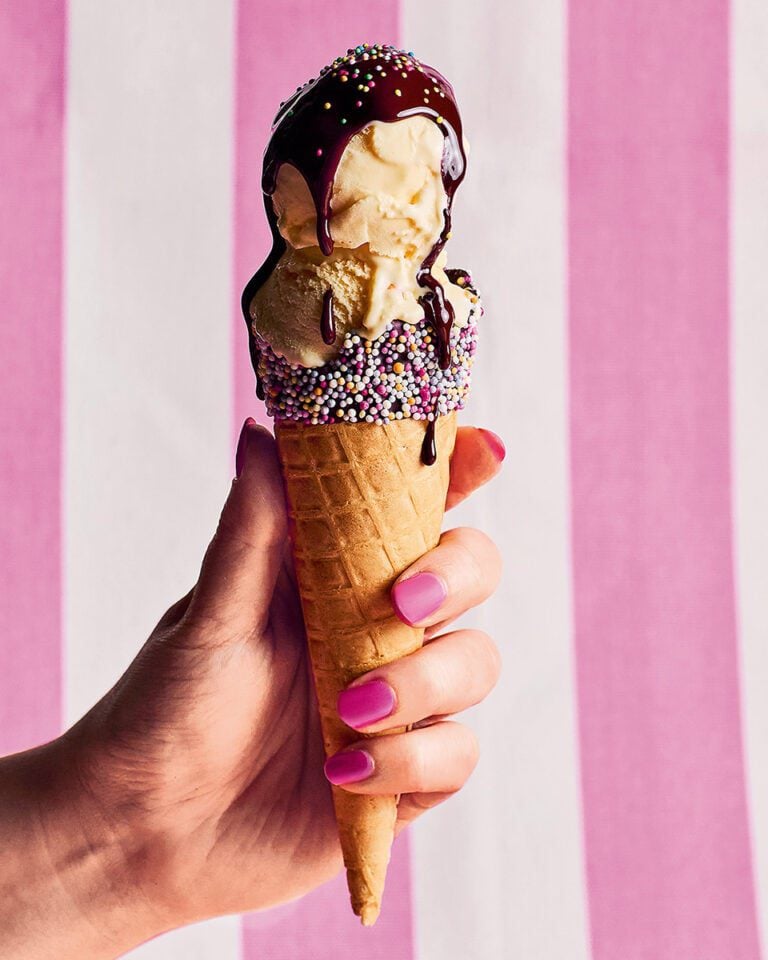 Popcorn ice cream with chocolate cracking sauce