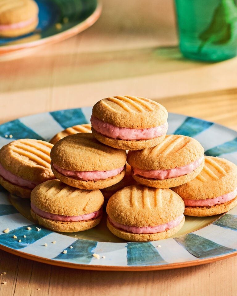 Ottolenghi’s rhubarb and custard yo-yos (sandwich biscuits)