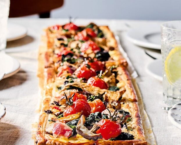 Giant ‘table-runner’ puff pastry breakfast tart