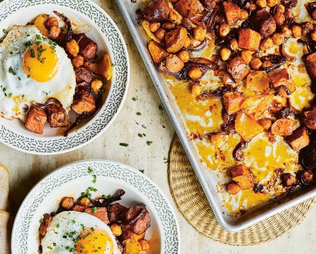 Harissa, sausage and sweet potato oven hash