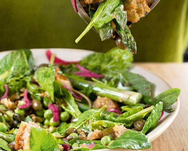 Asparagus, pea and spinach panzanella