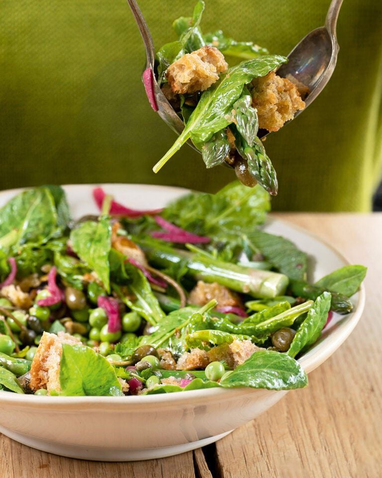 Asparagus, pea and spinach panzanella