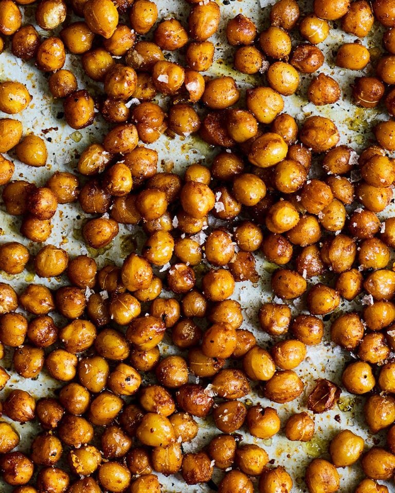 Air fryer crispy chickpeas