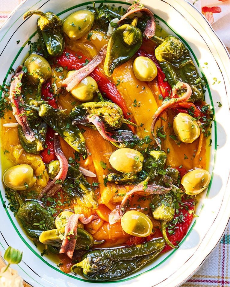 Marinated peppers with gordal olives and anchovies