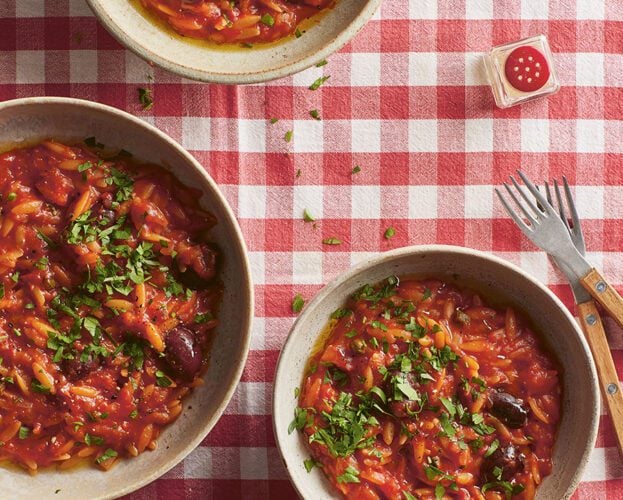 Air fryer orzo puttanesca