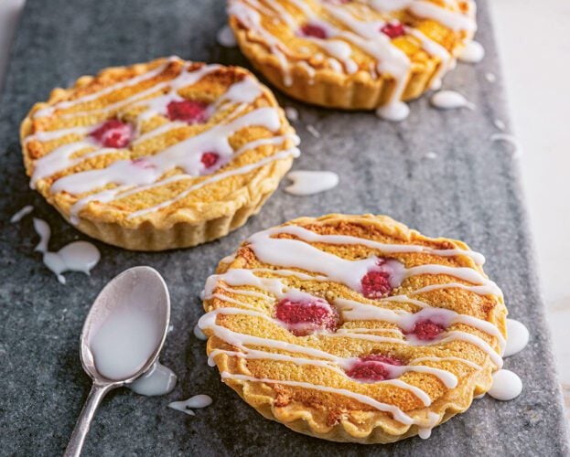 Air fryer bakewell tarts