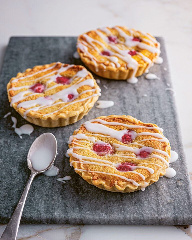 Air fryer bakewell tarts