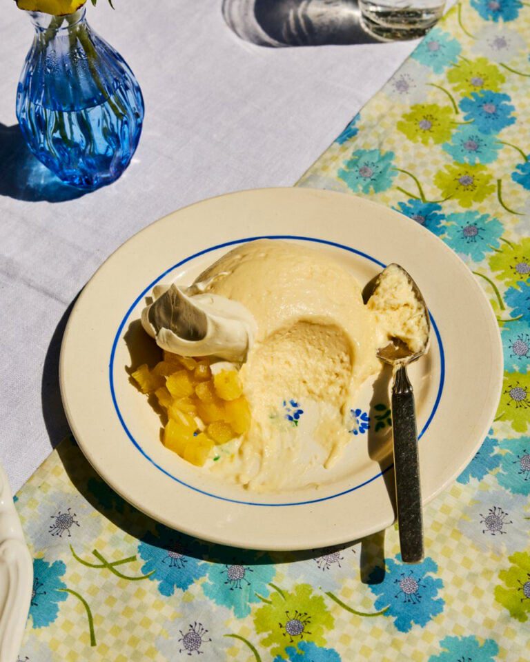 Pineapple mousse