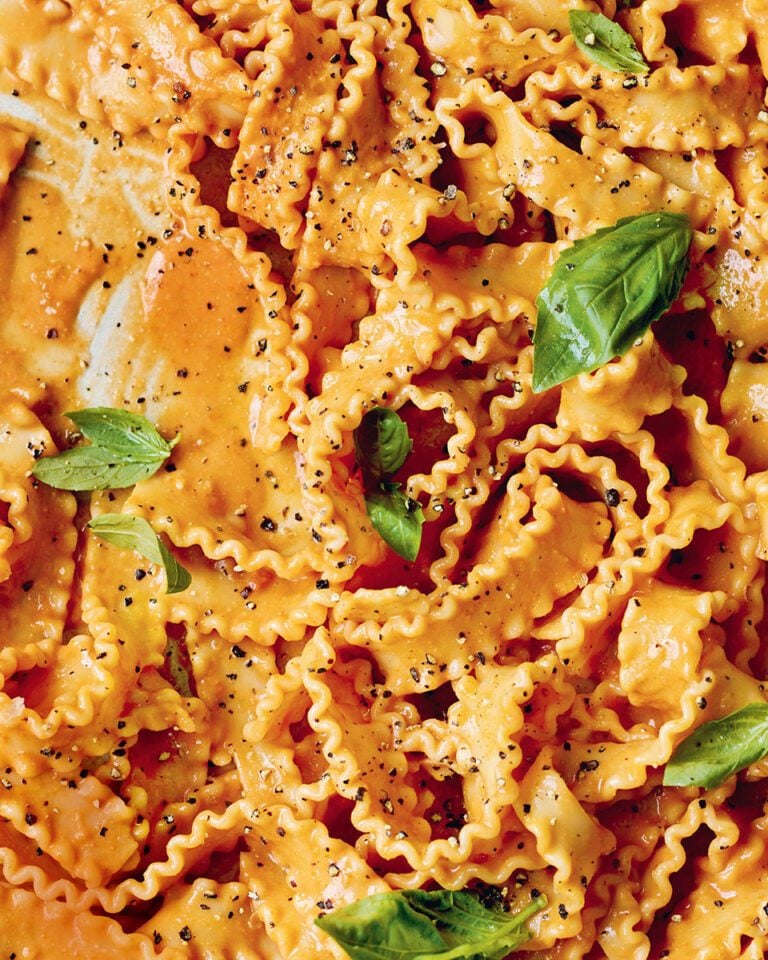 Speedy sun-dried tomato pasta